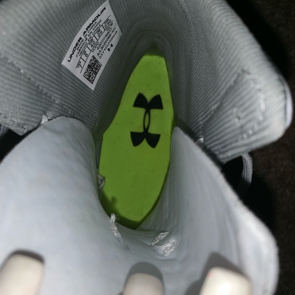 under armour highlighter cleats white size 7 - Picture 3 of 5